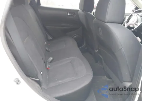 2015 Nissan Rogue Select S z USA, uszkodzony, nr VIN JN8AS5MV5FW766477